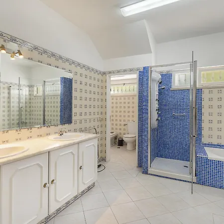 Sitambo- Pool & Sea View * 알부페이라