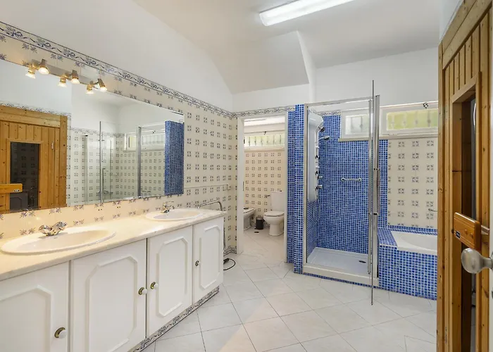 Sitambo- Pool & Sea View * Αλμπουφέιρα