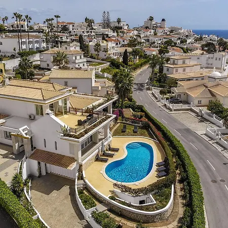 Sitambo- Pool & Sea View Villa Albufeira