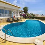 Sitambo- Pool & Sea View Villa Albufeira