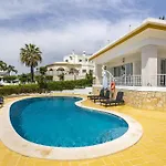 Villa Sitambo- Pool & Sea View