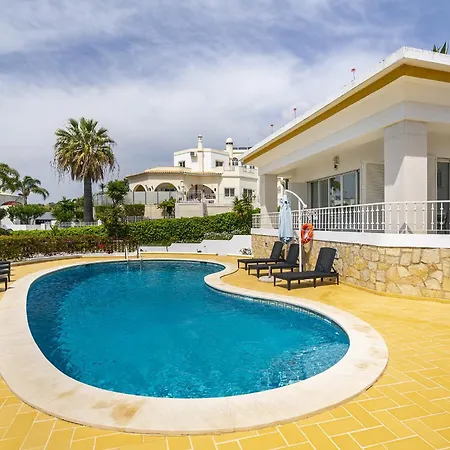 Villa Sitambo- Pool & Sea View
